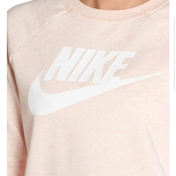 SOLD - Nike Sweatshirt - Picture 3 of 8